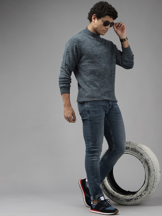 Roadster The Lifestyle Co. Men Green Solid Turtle Neck Pullover