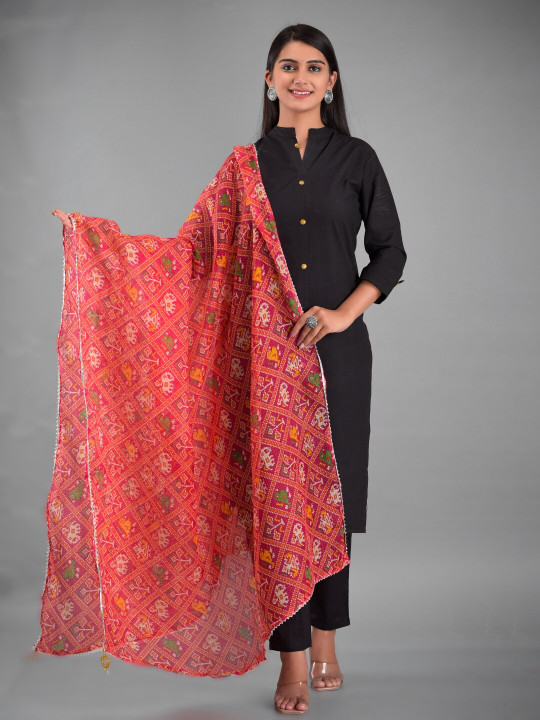 Apratim Red & Green Printed Dupatta
