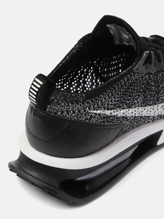 men black & grey air max flyknit racer sneakers