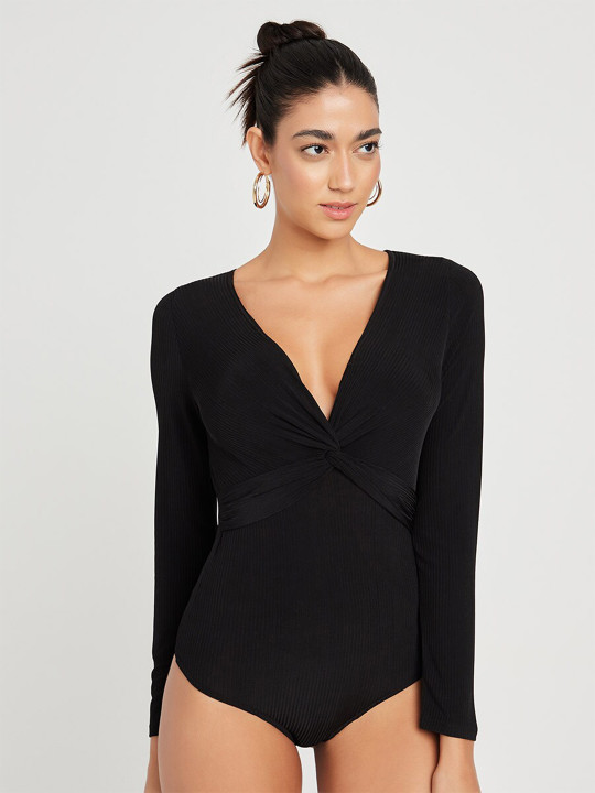 Styli Women Black Solid V-Neck Long Sleeves Ribbed Fitted Bodysuit