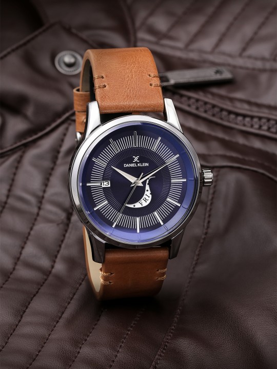 Men Navy Analogue Watch DK11300-4