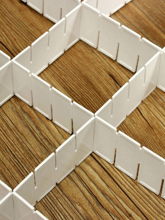 Set of 2 White Plastic Fifi Drawer Separators