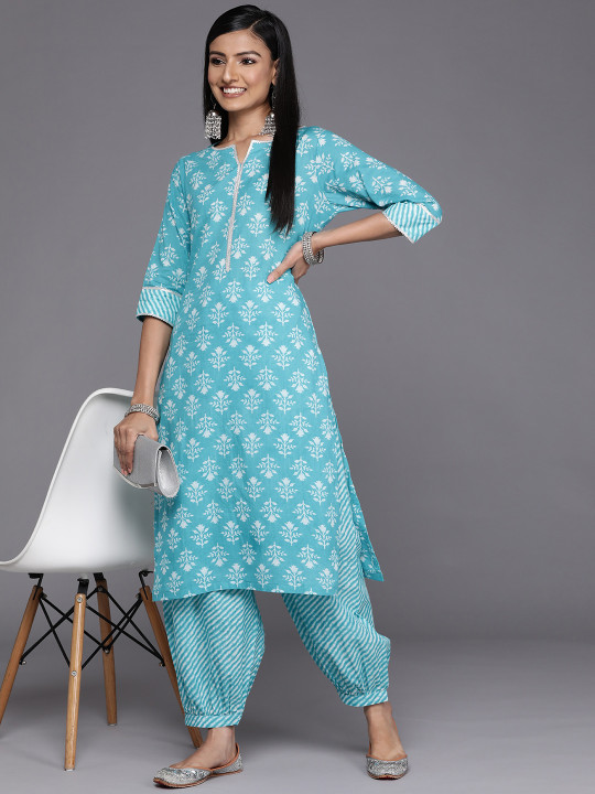 Libas Women Blue & White Floral Printed Pure Cotton Kurta