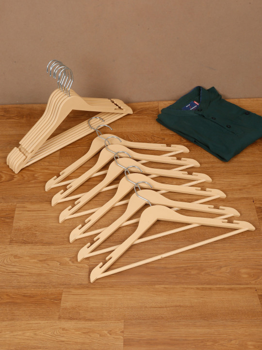Pack of 12 Camel Brown Heavy Duty Plastic Durable Adult Clothes Hangers