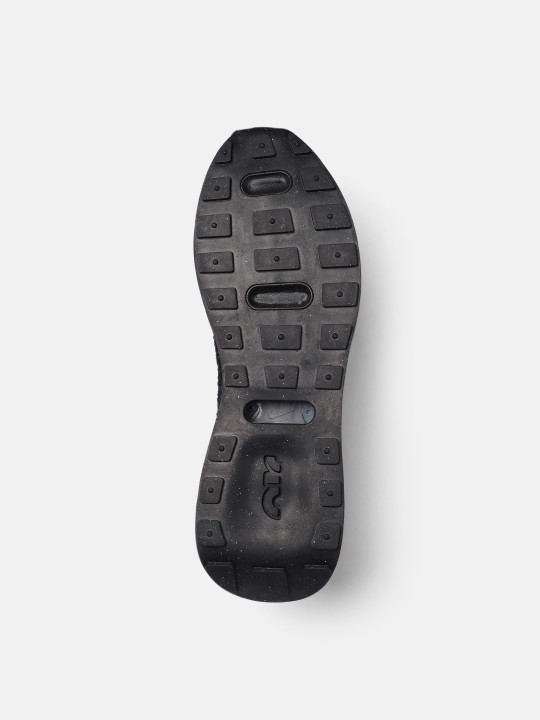 men black air max flyknit racer sneakers