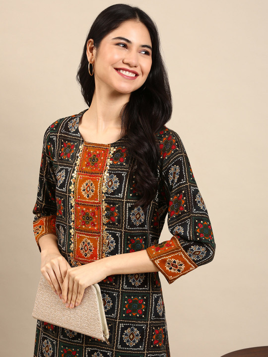 SHOWOFFFF Women Grey Bandhani Printed Gotta Patti Kurta with Palazzos
