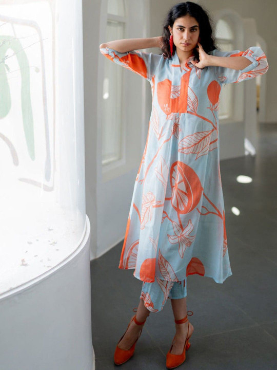 GoSriKi Floral Printed Kurta with Palazzos