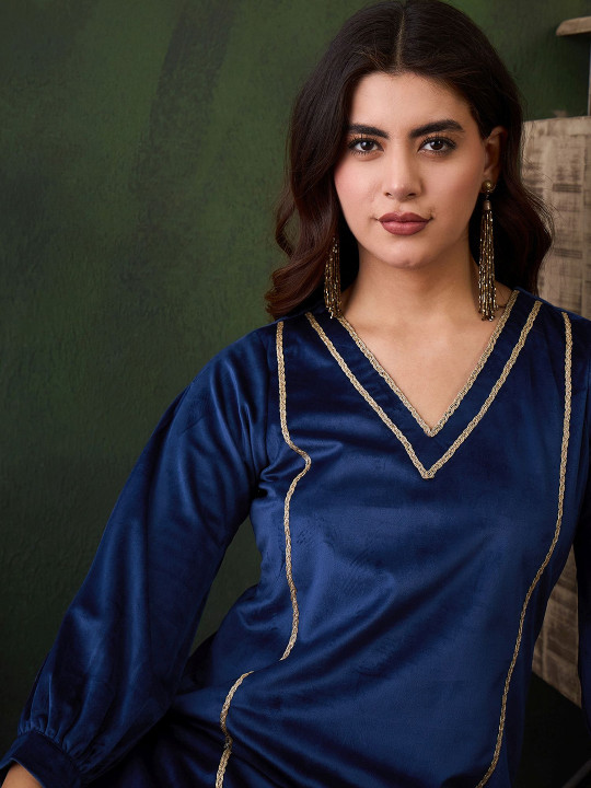 Sangria Winter Blue V-Neck Three-Quarter Sleeves Velvet Top With Trouser