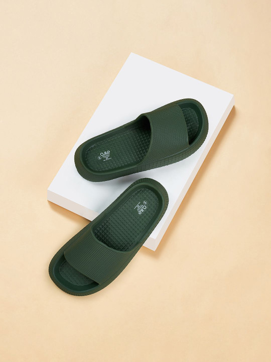 Ajile by Pantaloons Men Green Open Toe Rubber Flats