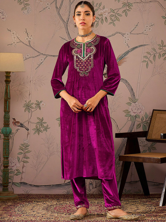 Shae by SASSAFRAS Floral Embroidered Round Neck Three-Quarter Sleeves Regular Velvet Kurta