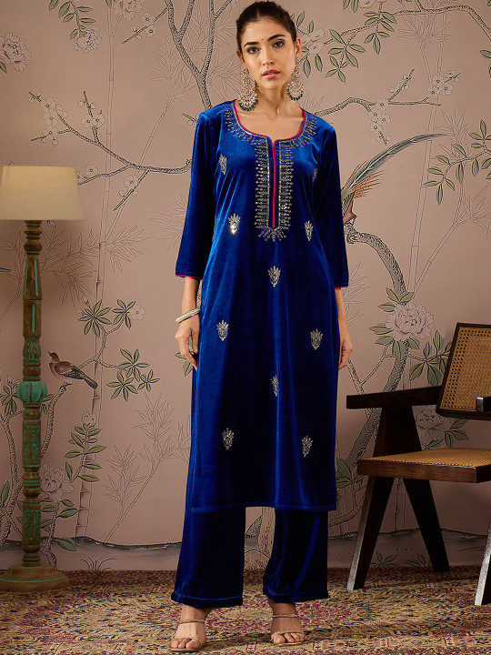 Shae by SASSAFRAS Floral Embroidered Round Neck Three-Quarter Sleeves Regular Velvet Kurta