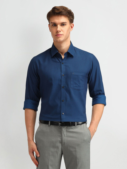Arrow Men Cutaway Collar Micro Ditsy Printed Cotton Slim Fit Formal Shirt