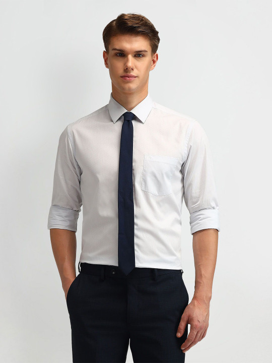 Arrow Men Cutaway Collar Solid Cotton Slim Fit Formal Shirt