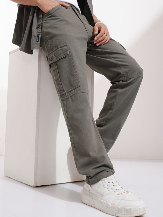 Men Straight Fit Easy Wash Cargos Trousers