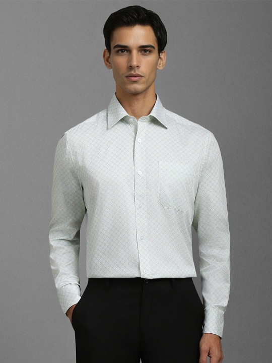 Louis Philippe Men Classic Spread Collar Geometric Printed Cotton Formal Shirt