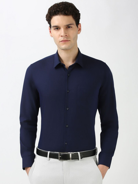 Peter England Men Spread Collar Solid Cotton Slim Fit Formal Shirt