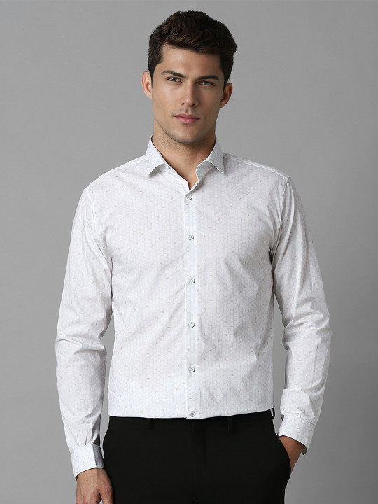 Louis Philippe Sport Men Super Spread Collar Geometric Printed Cotton Formal Slim FIt Shirt
