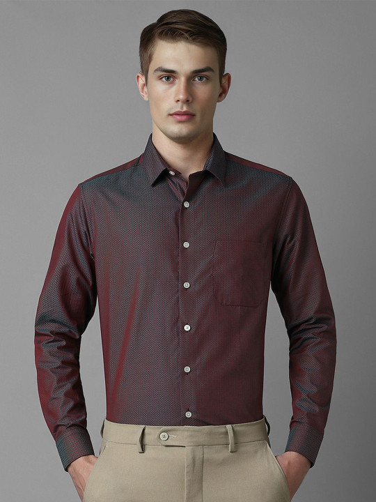 Louis Philippe Men Classic Opaque Textured Cotton Formal Slim Fit Shirt
