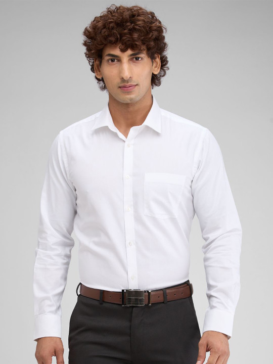 Park Avenue Men Cutaway Collar Solid Cotton Slim Fit Formal Shirt