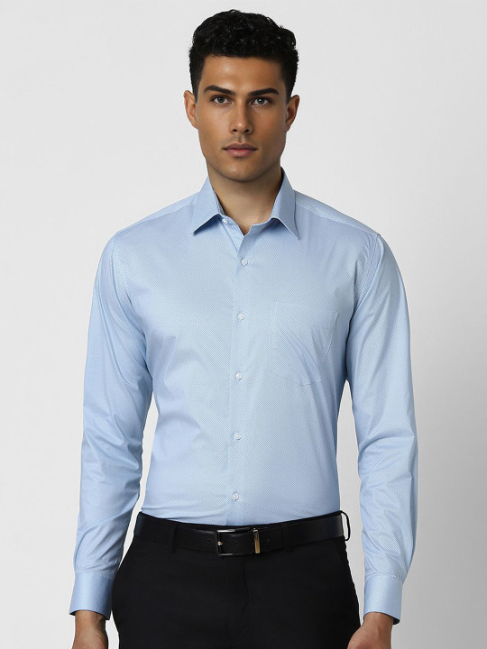 Van Heusen Men Spread Collar Solid Cotton Slim Fit Formal Shirt