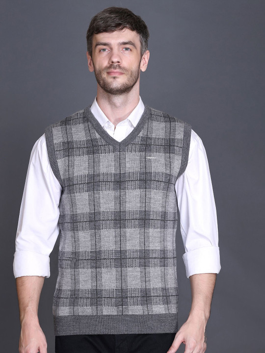 GODFREY Men Checked V-Neck Ribbed Sweater Vest