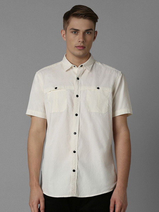 Louis Philippe Jeans Men Spread Collar Solid Cotton Slim Fit Casual Shirt