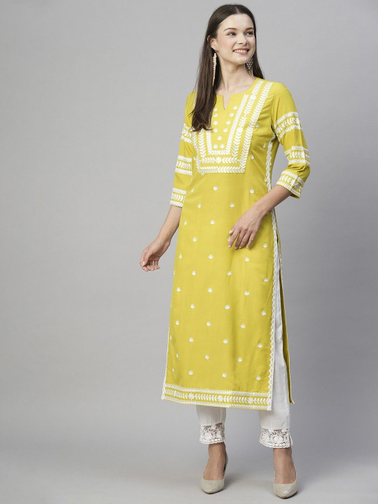 DIVASTRI Geometric Embroidered Notch Neck Chikankari Kurta