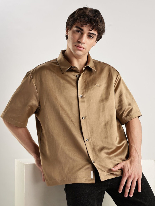 Flat 70% Off On Calvin Klein Clothing.