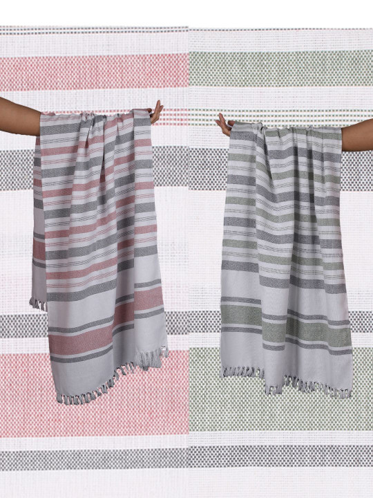 The Bath Community Cartoon 225GSM Hanging Loop 4PCs Adult Regular Bath Towel-30x60In