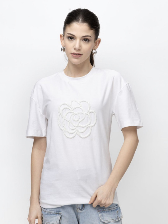 Diwaah Floral Embroidered Round Neck Relaxed Fit Cotton T-shirt