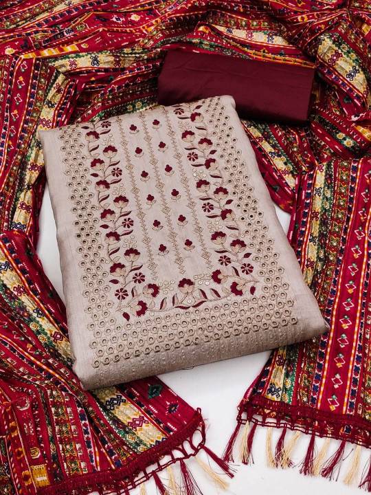 Panzora Floral Embroidered Thread Work Soft Silk Cotton Unstitched Dress Material