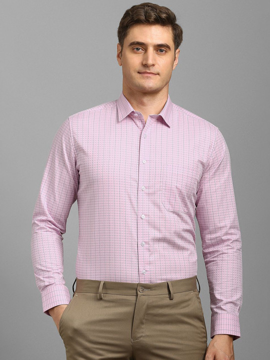 Louis Philippe Men Slim Fit Checked Spread Collar Cotton Formal Shirt