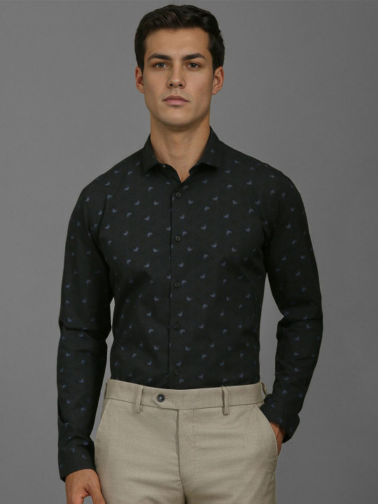 Louis Philippe Sport Slim Fit Conversational Printed Spread Collar Formal Shirt