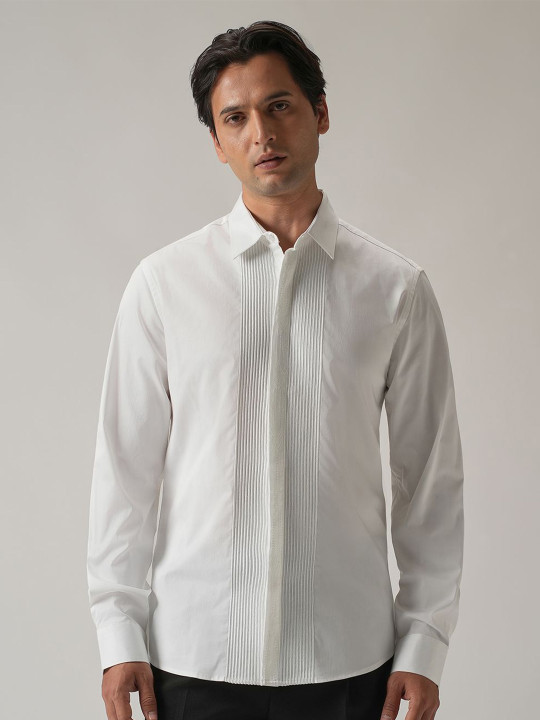 Banana Club Men Classic Slim Fit Opaque Casual Shirt