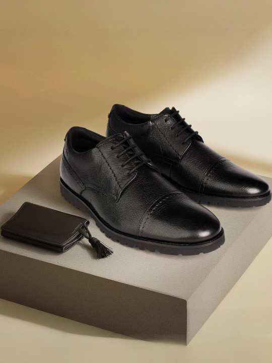 Ruosh Men Black Leather Casual Shoes
