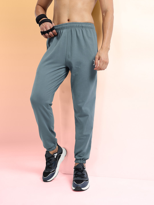 HRX by Hrithik Roshan Men Typography Detail Mid Rise Regular Fit Training Joggers