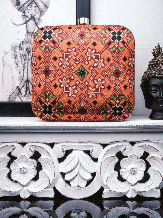 NR By Nidhi Rathi Ethnic Motifs Printed Box Clutch