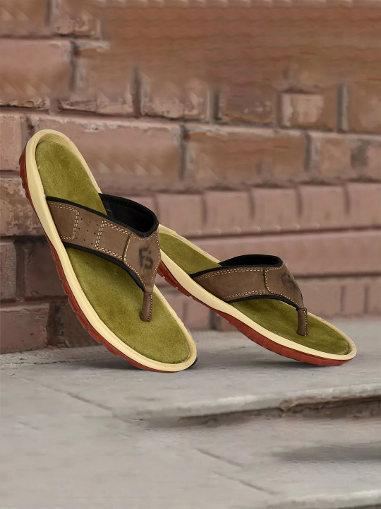 FAV SHOES Men Thong Flip-Flops