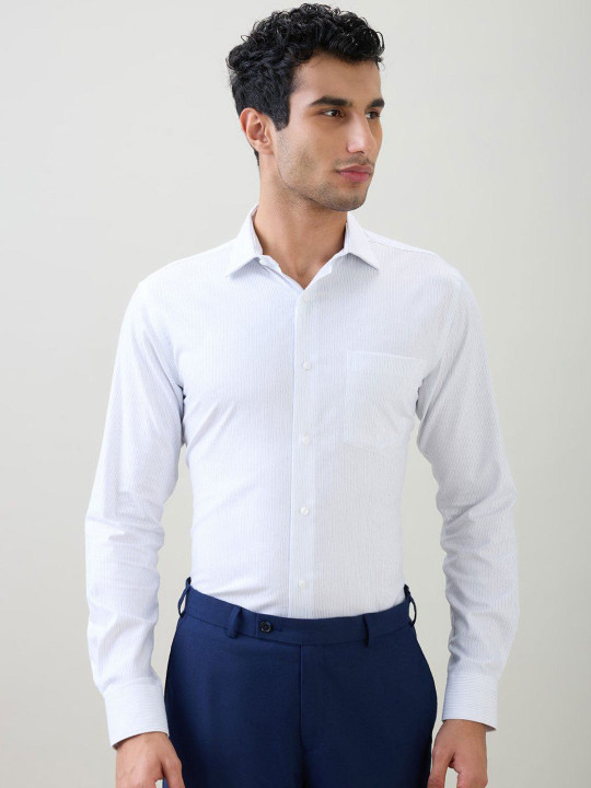 Park Avenue Men Smart Slim Fit Solid Spread Collar Cotton Formal Shirt