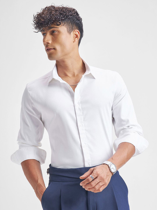 HIGHLANDER Men Slim Fit Solid Spread Collar Formal Shirt