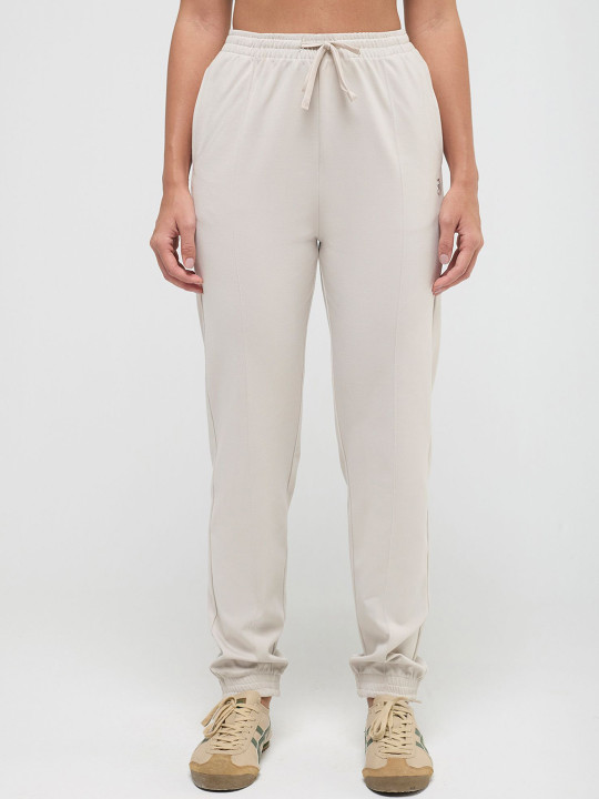 Hunnit Women High Waist Relaxed Fit Solid Cotton Jogger Sweat Pants