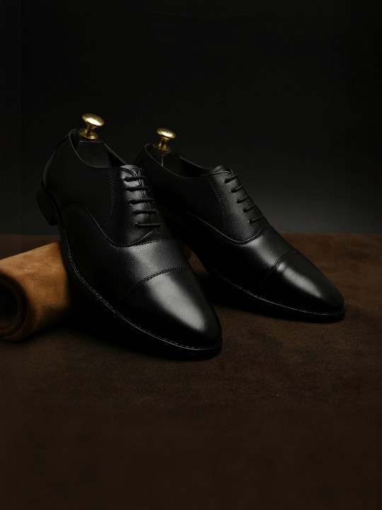 FELELOZ LONDON Round-Toe Formal Derbys