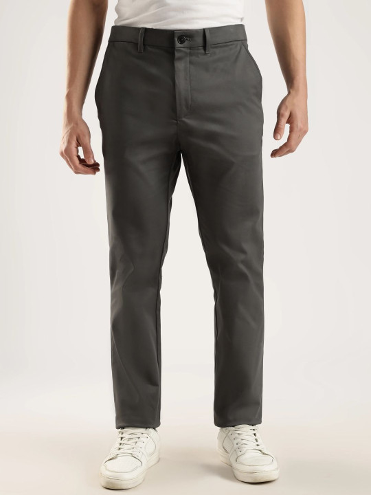 Calvin Klein Jeans Men Slim Fit Mid-Rise Regular Trousers