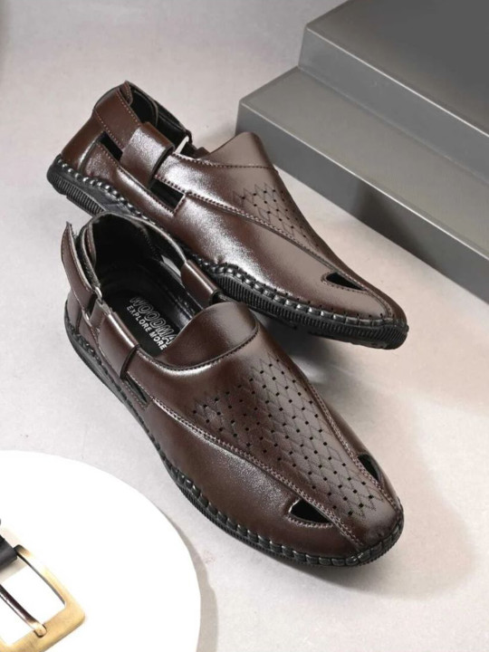 Woodman Men Ethnic Shoe-Style Sandals With Buckle