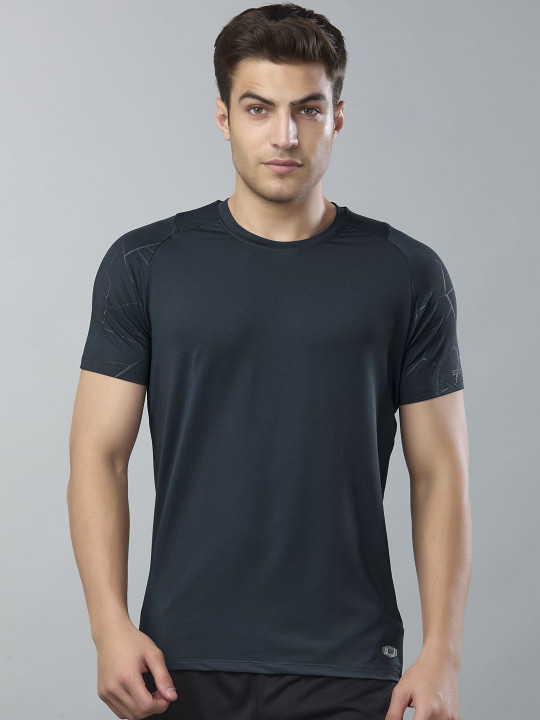 SPORT SUN Men Dri-FIT Solid Round Neck T-shirt