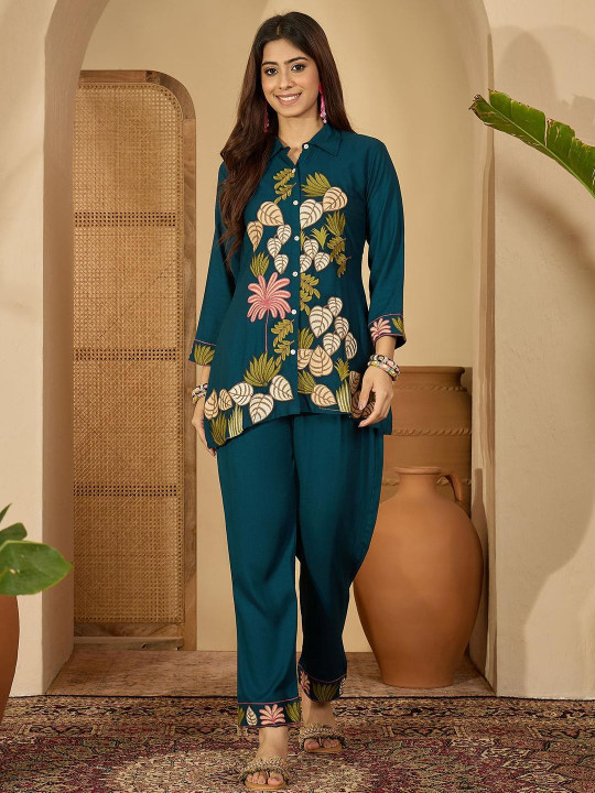 Sangria Floral Embroidered Shirt Collar Tunic With Straight Trousers