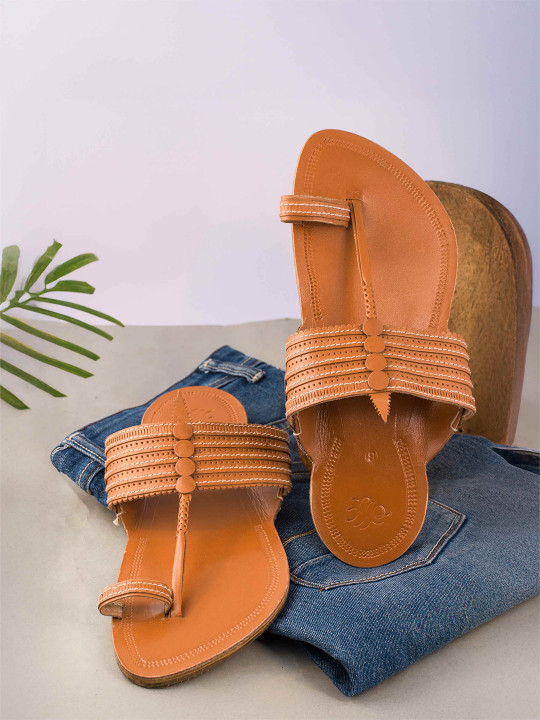 House of Pataudi Men Leather Ethnic Comfort Sandals