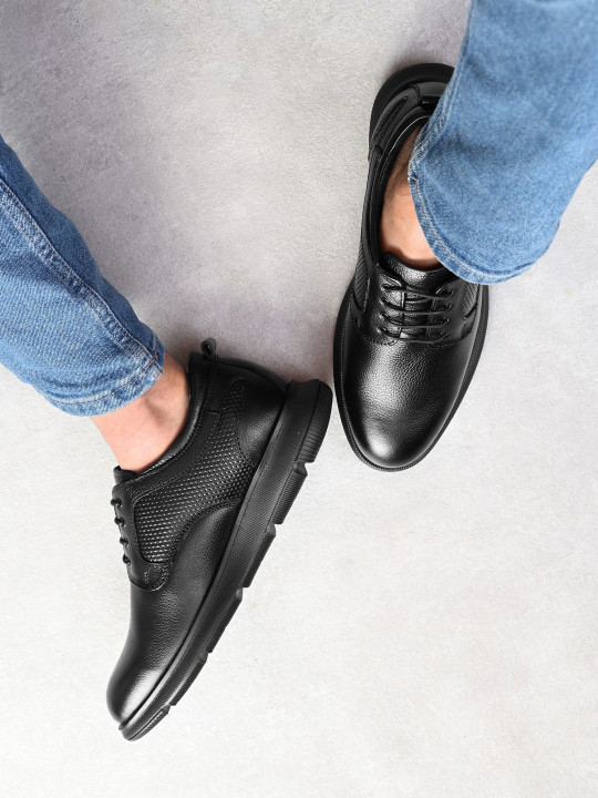 VONTONY Men Textured Leather Derbys