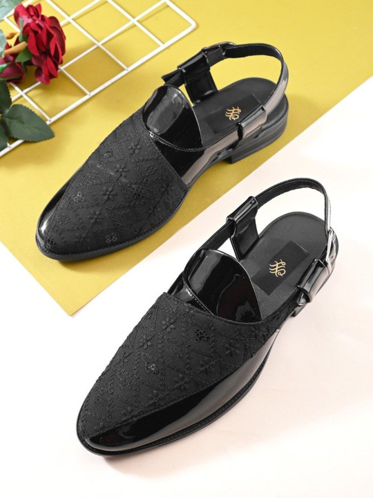 House of Pataudi Men Cushioned Comfortable Buckled Peshawari Sandals