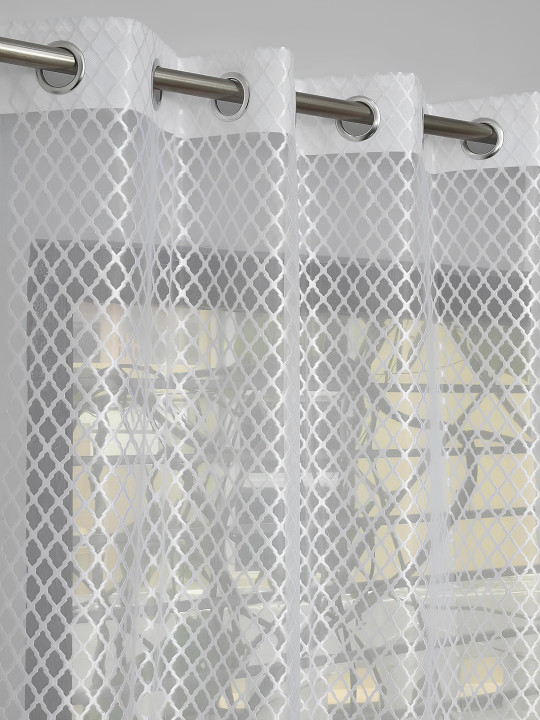 Yarnis White Set of 2 Geometric Window Curtain